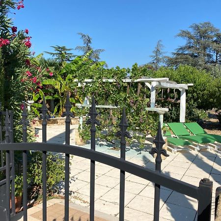Chambres Privees Dans Maison Avec Grand Parc Et Piscine Proche Via Rhona Andancette المظهر الخارجي الصورة